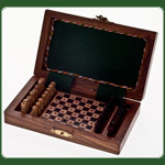 Kleines Schachspiel - rechtckig aus Holz, 13x7,5cm